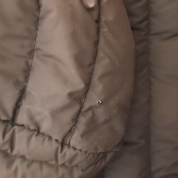 Patagonia Women's XS Black Silent Down Parka - Picture 6 of 8